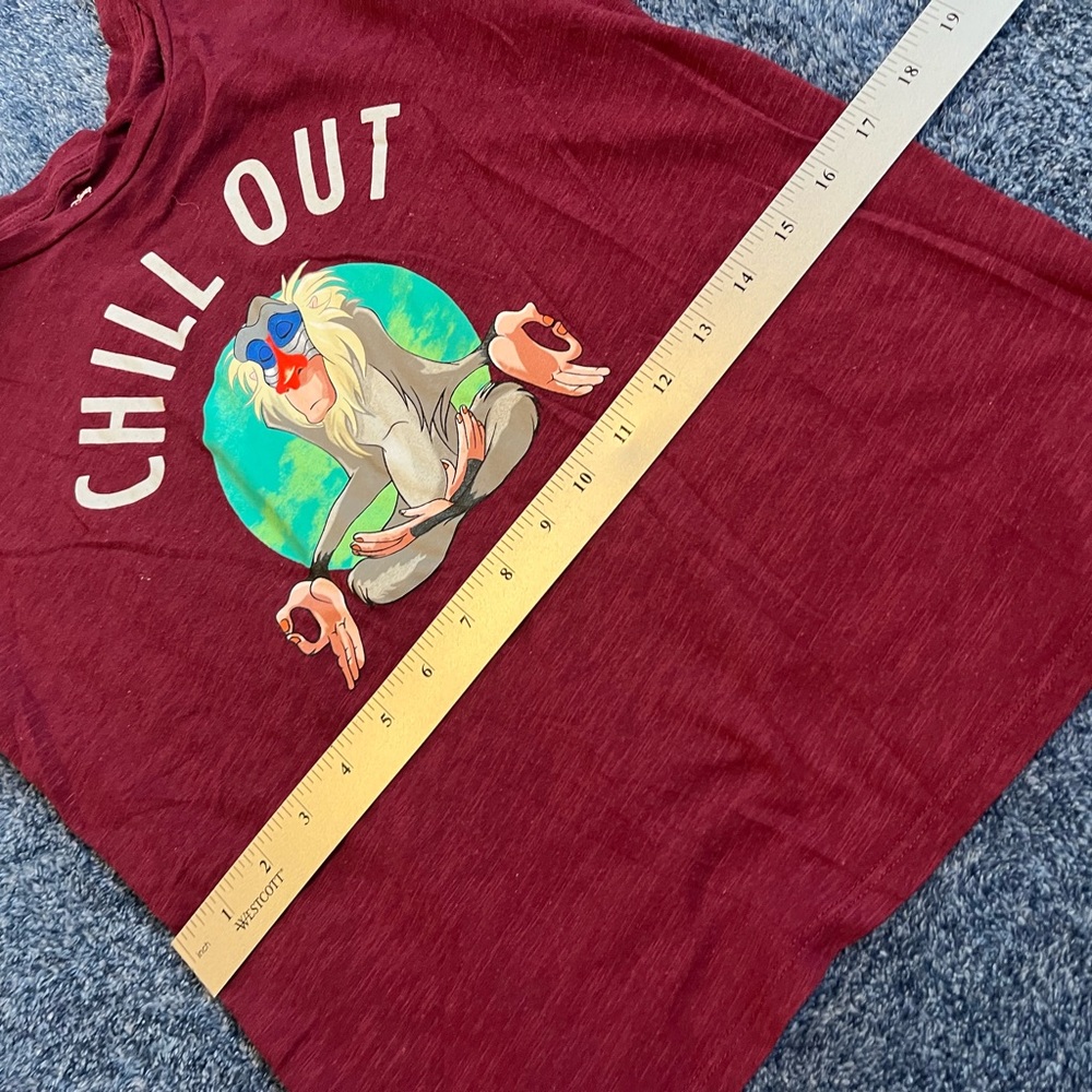 Disney Lion king women’s medium shirt